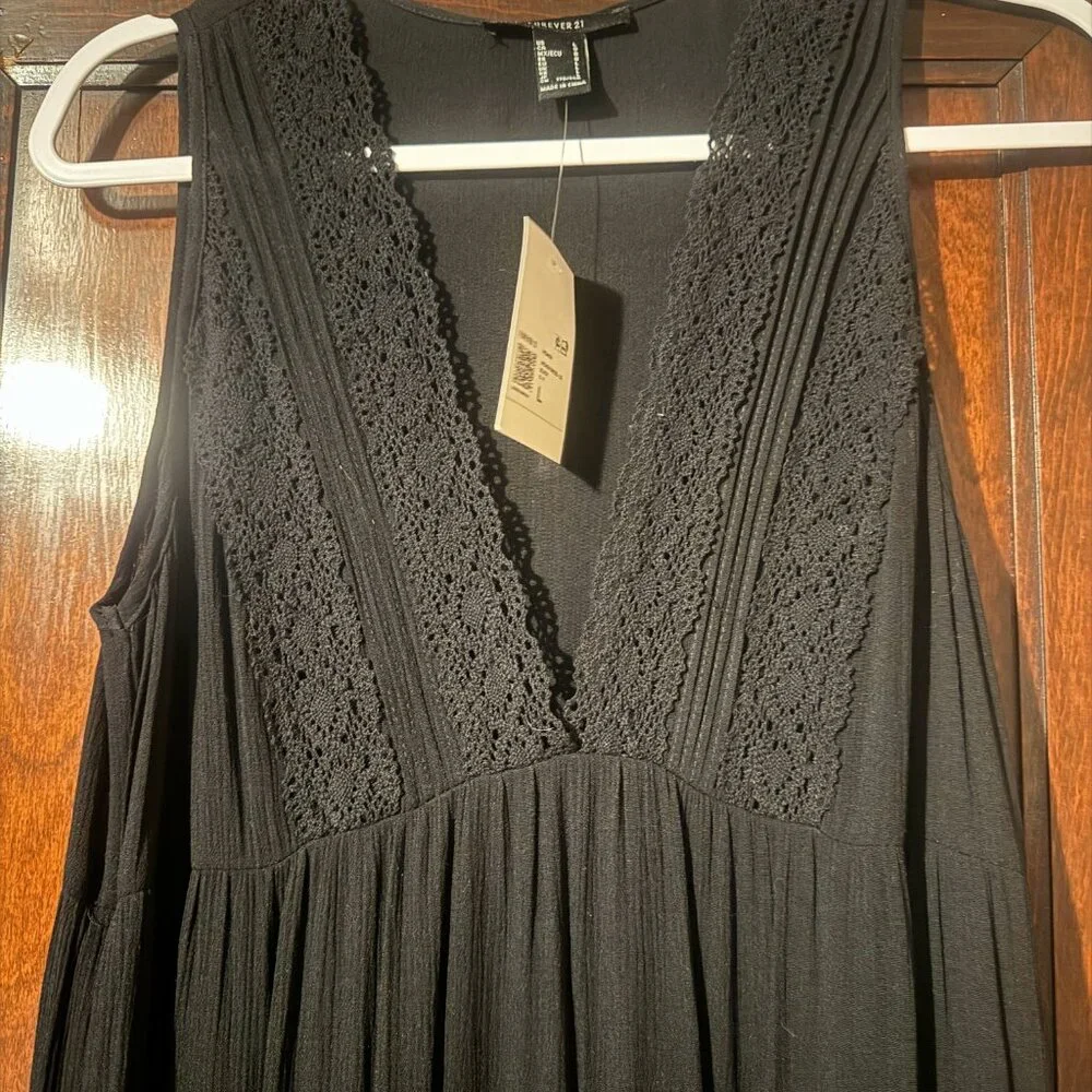 Forever 21 Maxi Dress - Picture 2 of 4